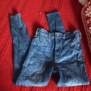 skinny jeans